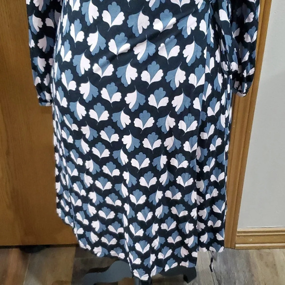 Boden pink grey patterned wrap dress long sleeve - Picture 3 of 9